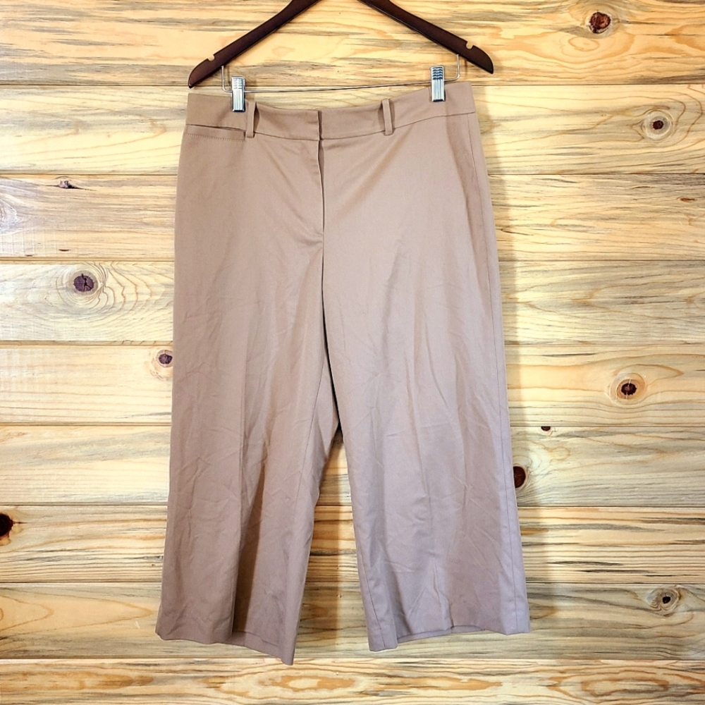 White House Black Market Tan Crop Pants Ladies Size 10R